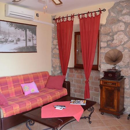 Apartment Sandi Башка Екстер'єр фото